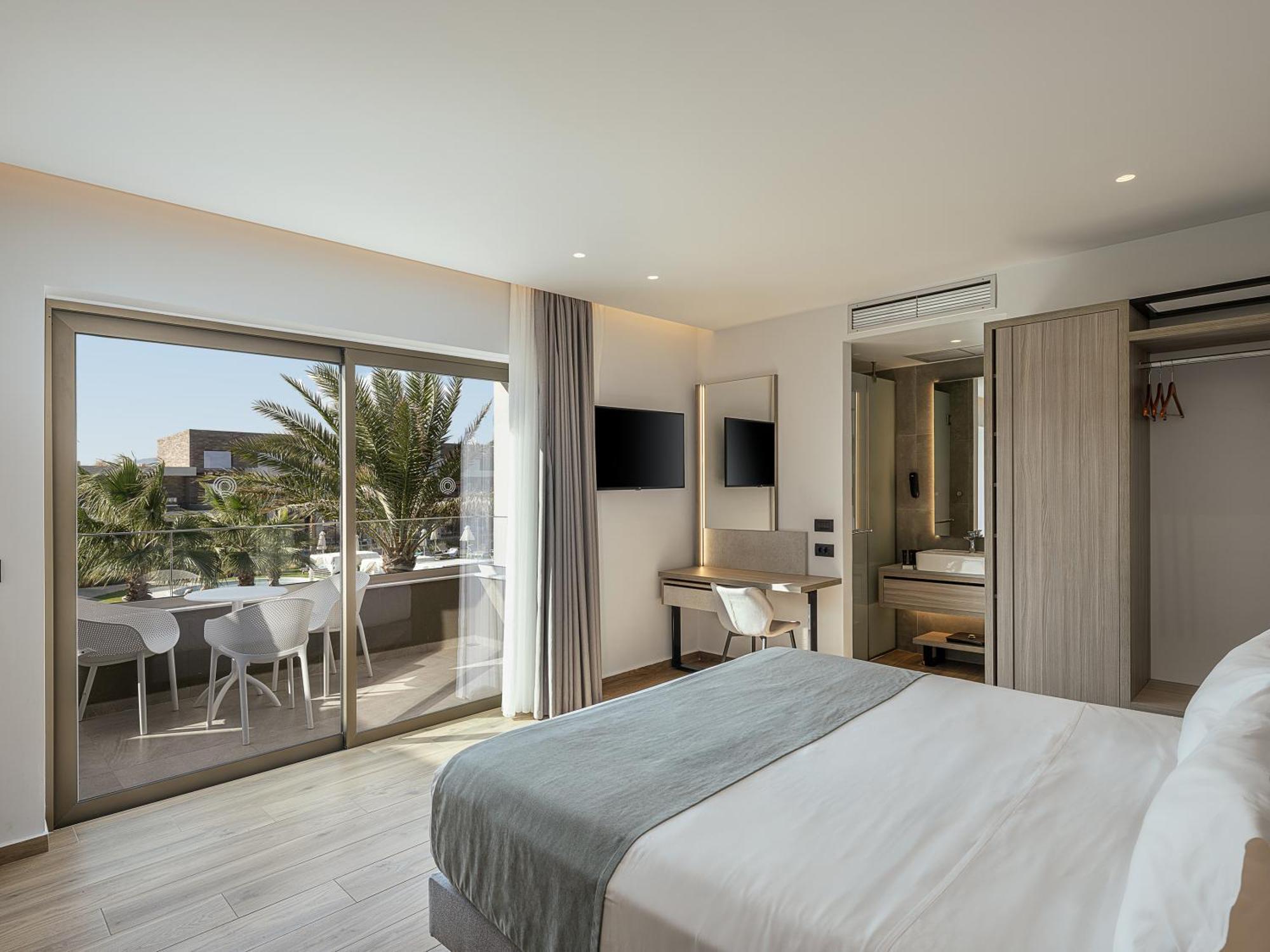 Myrion Beach Resort & Spa - Adults Only Gerani  Room photo
