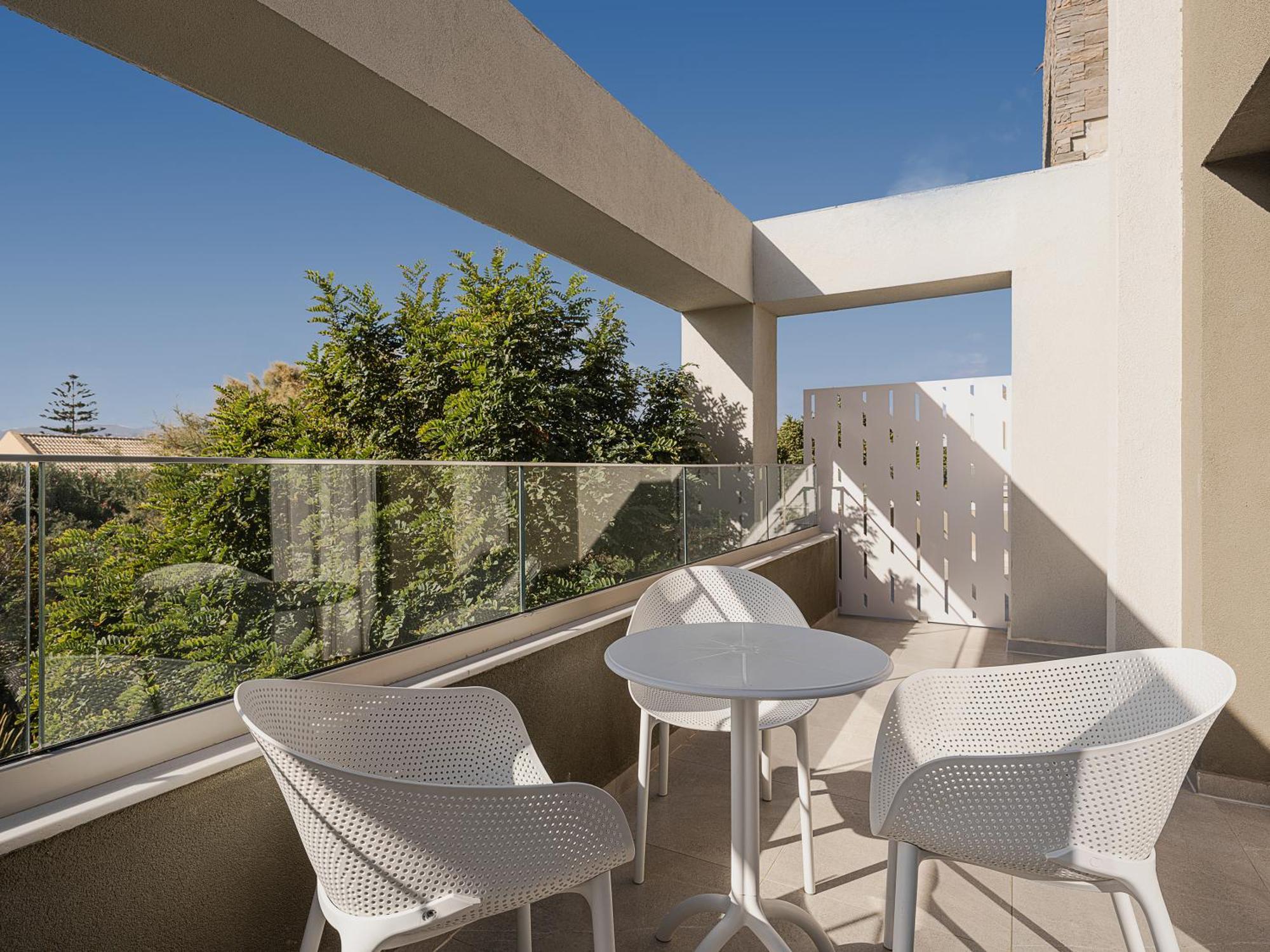 Myrion Beach Resort & Spa - Adults Only Gerani  Room photo