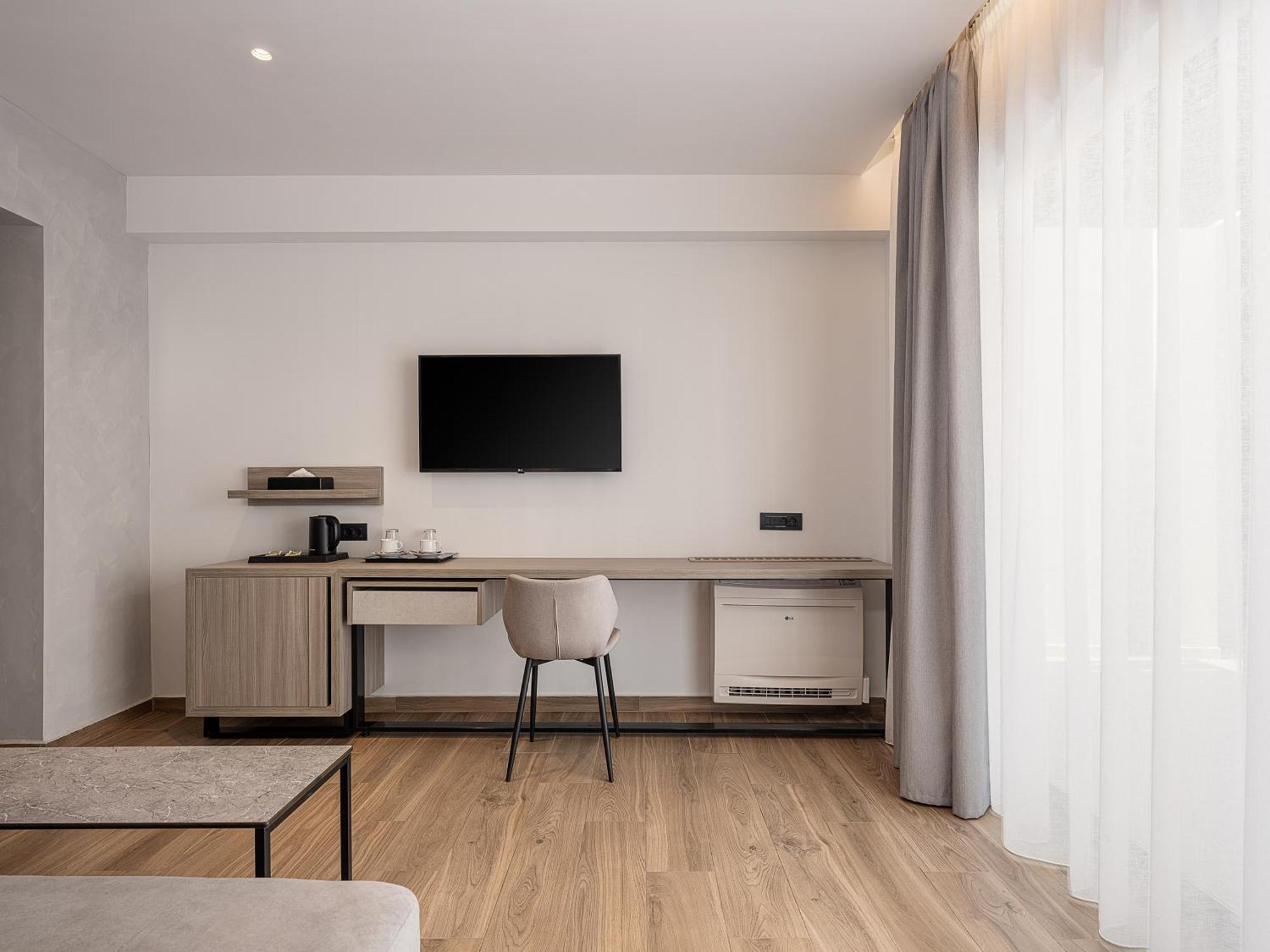 Myrion Beach Resort & Spa - Adults Only Gerani  Room photo